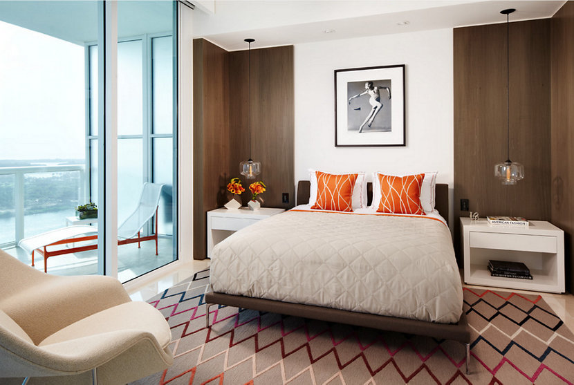 Oculo Pendants in Crystal Glass Frame the Bed in This Allen Saunders Bedroom