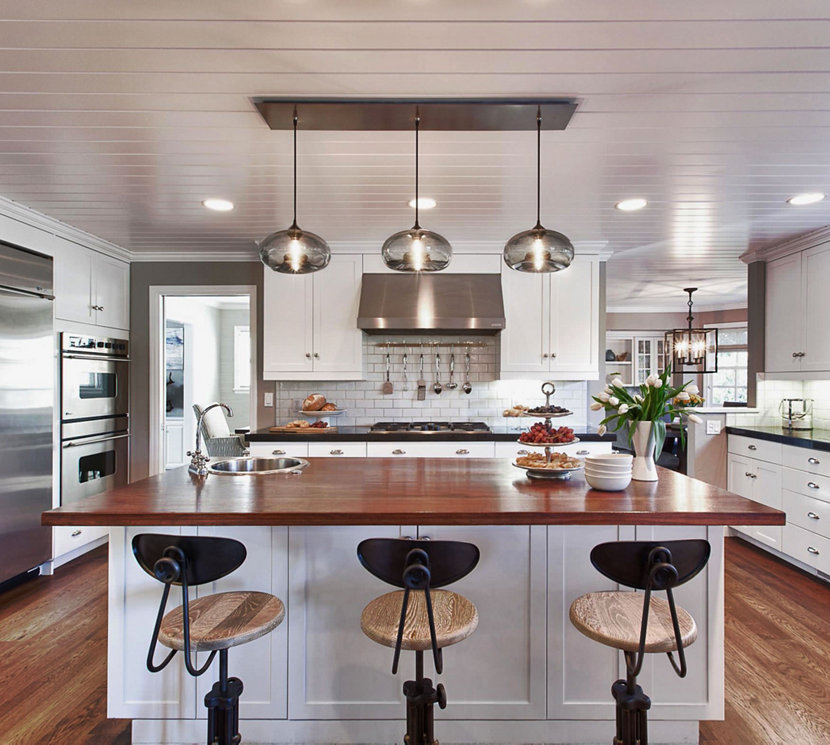 Kitchen Island Pendant Lighting in a Cozy California Ranch