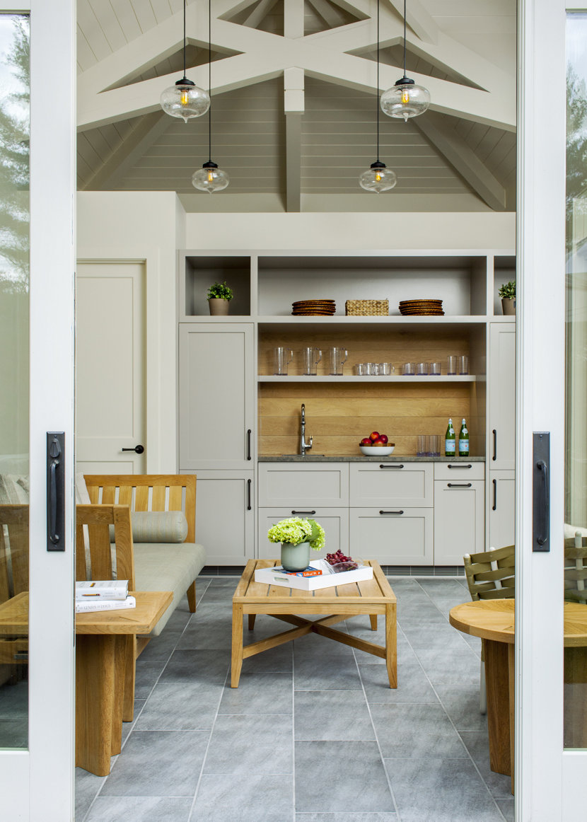 Effervescent Minaret Modern Pendant Lights Hang in Pool House