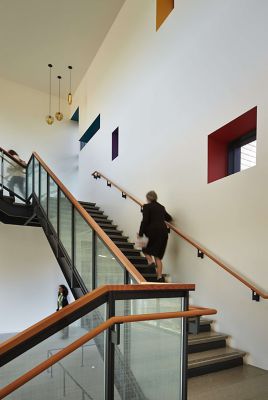 Hanging light outlet in stairwell