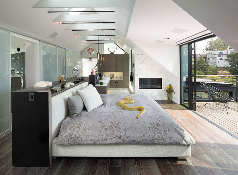 The Master Bedroom Overlooks the Natural Landscape of Marin The Master Bedroom Overlooks the Natural Landscape of Marin