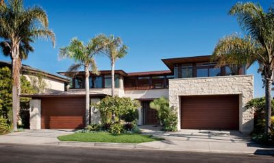 Modern Kitchen Island Lighting Brings Elegance to Newport Beach Home