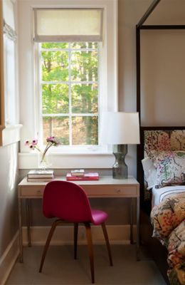 Modern Glass Table Lamp Proves To Be A Timeless Bedside Essential